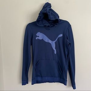 Puma sweatshirt hood large logo women’s size medium